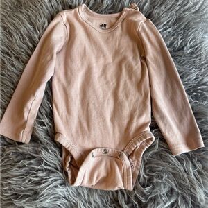 H&M Long-Sleeve One-Piece Bodysuit - Pale Pink